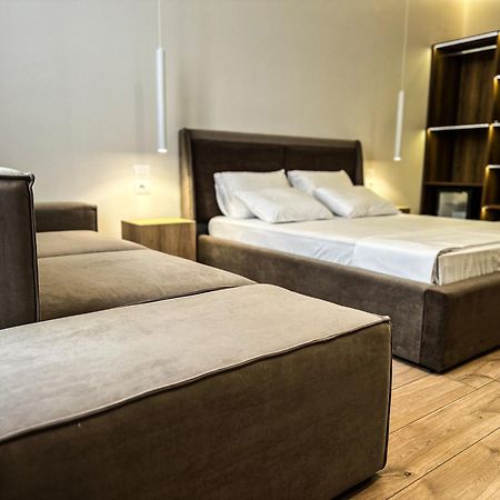 Alexander Rooms & Apartments Durrës Extérieur photo