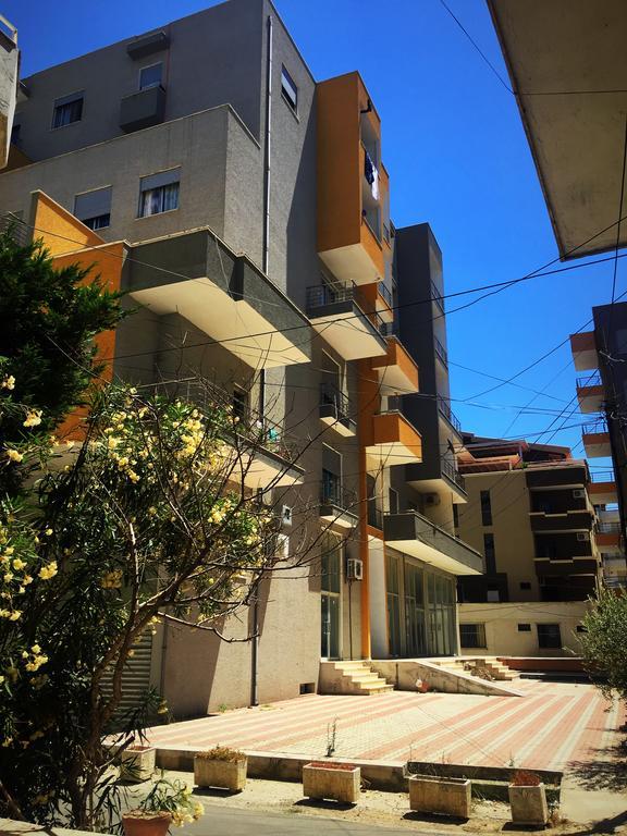 Alexander Rooms & Apartments Durrës Extérieur photo