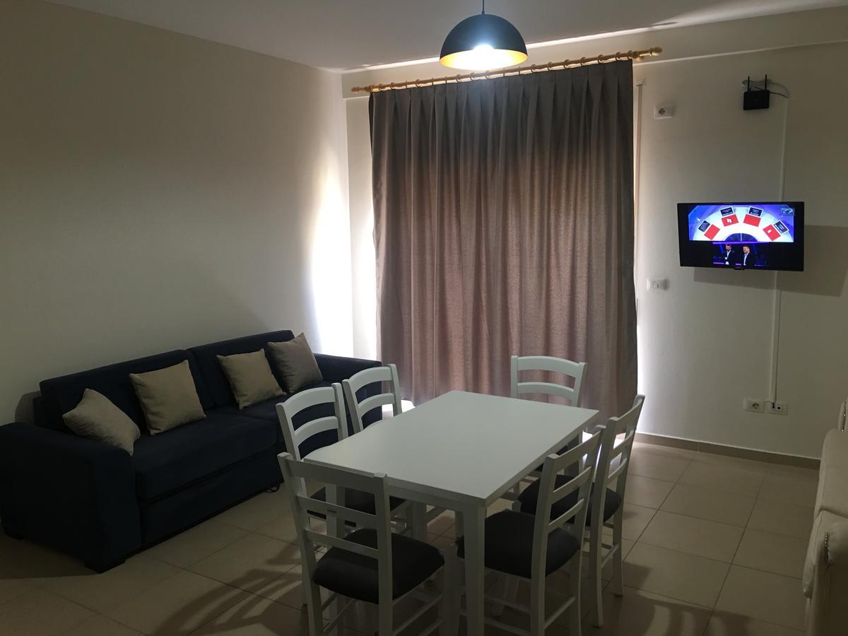 Alexander Rooms & Apartments Durrës Extérieur photo