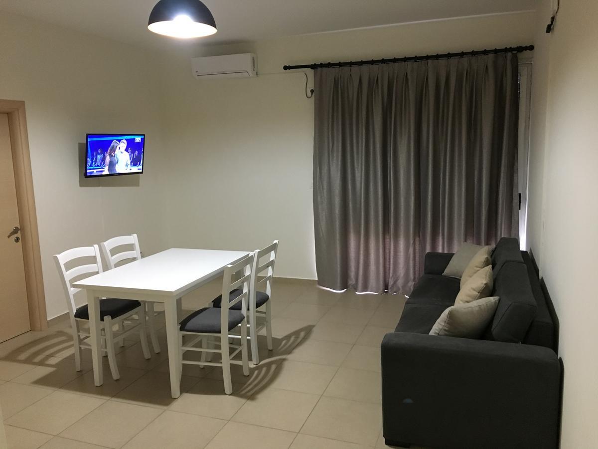 Alexander Rooms & Apartments Durrës Extérieur photo