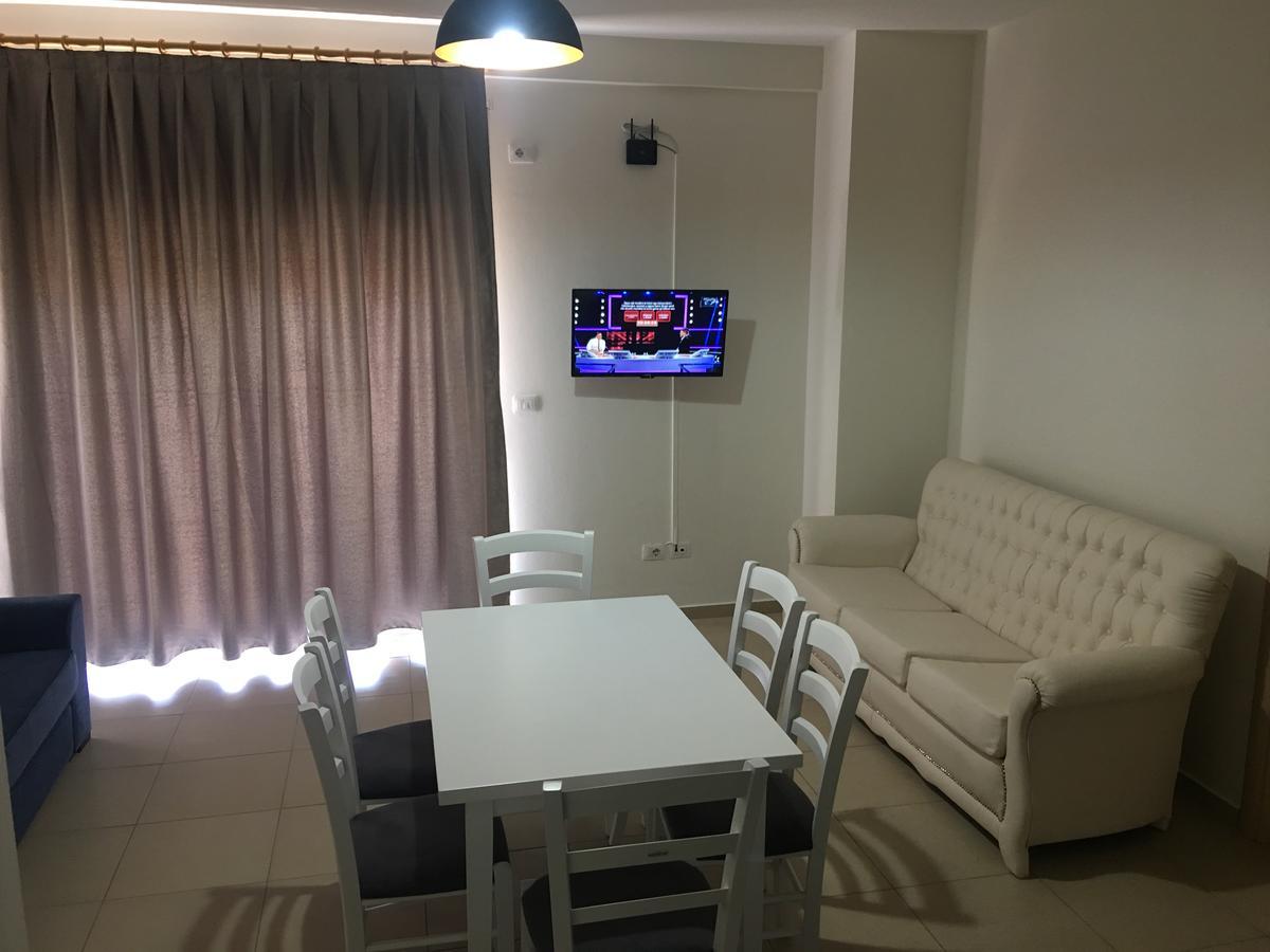 Alexander Rooms & Apartments Durrës Extérieur photo